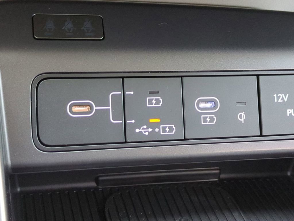 New 2026 Hyundai Kona Limited image 25