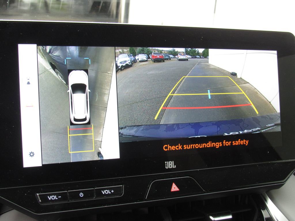 Certified 2024 Toyota Venza Limited image 31