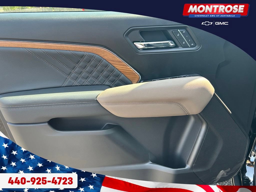 New 2026 GMC Canyon Denali w/ LPO, Denali Black Edition AWD/4WD image 9