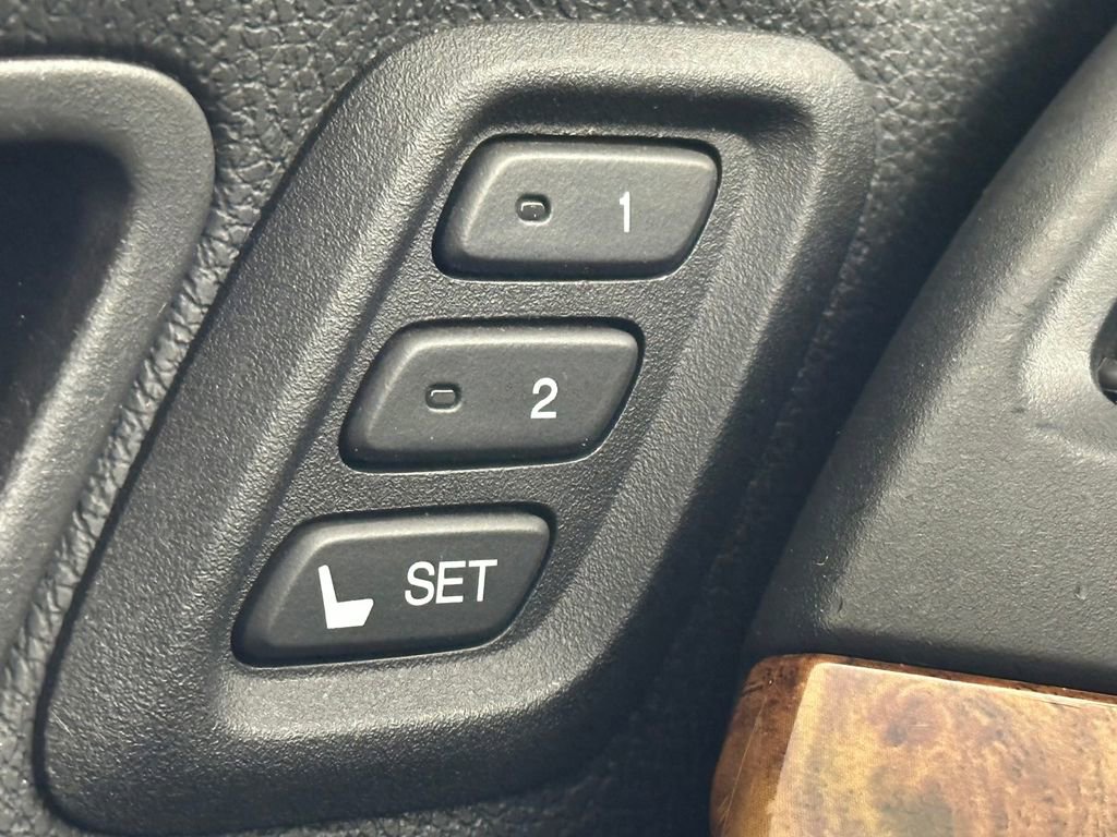 Used 2011 Honda Accord EX-L image 36
