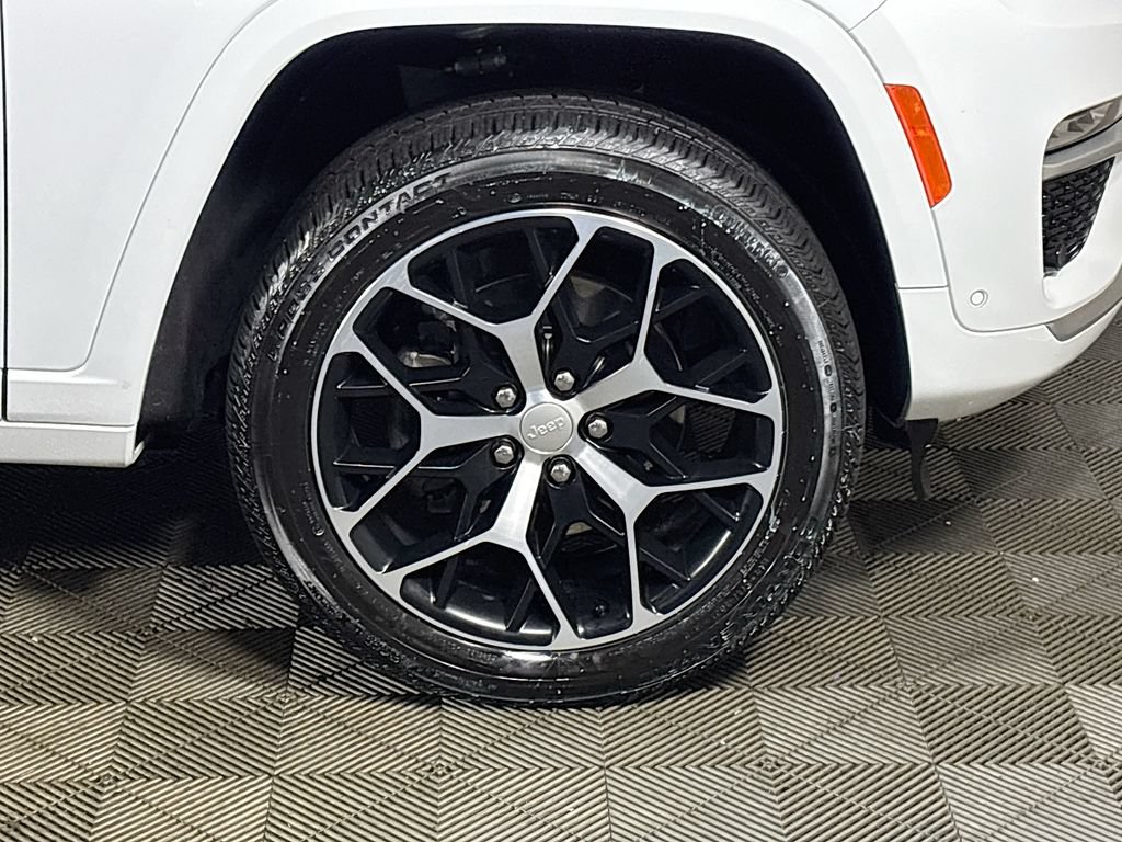 Certified 2022 Jeep Grand Cherokee Summit AWD/4WD image 24