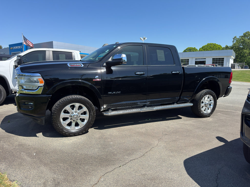 Used 2021 RAM 2500 Laramie AWD/4WD image 3