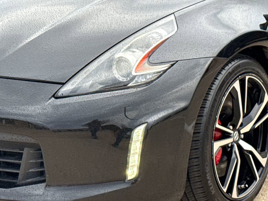 Used 2020 Nissan 370Z Touring Sport image 5
