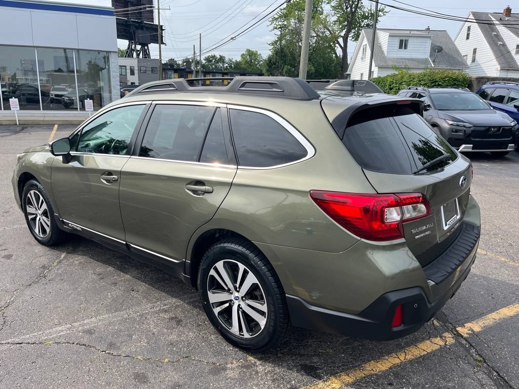 Used 2018 Subaru Outback 3.6R Limited AWD/4WD image 8