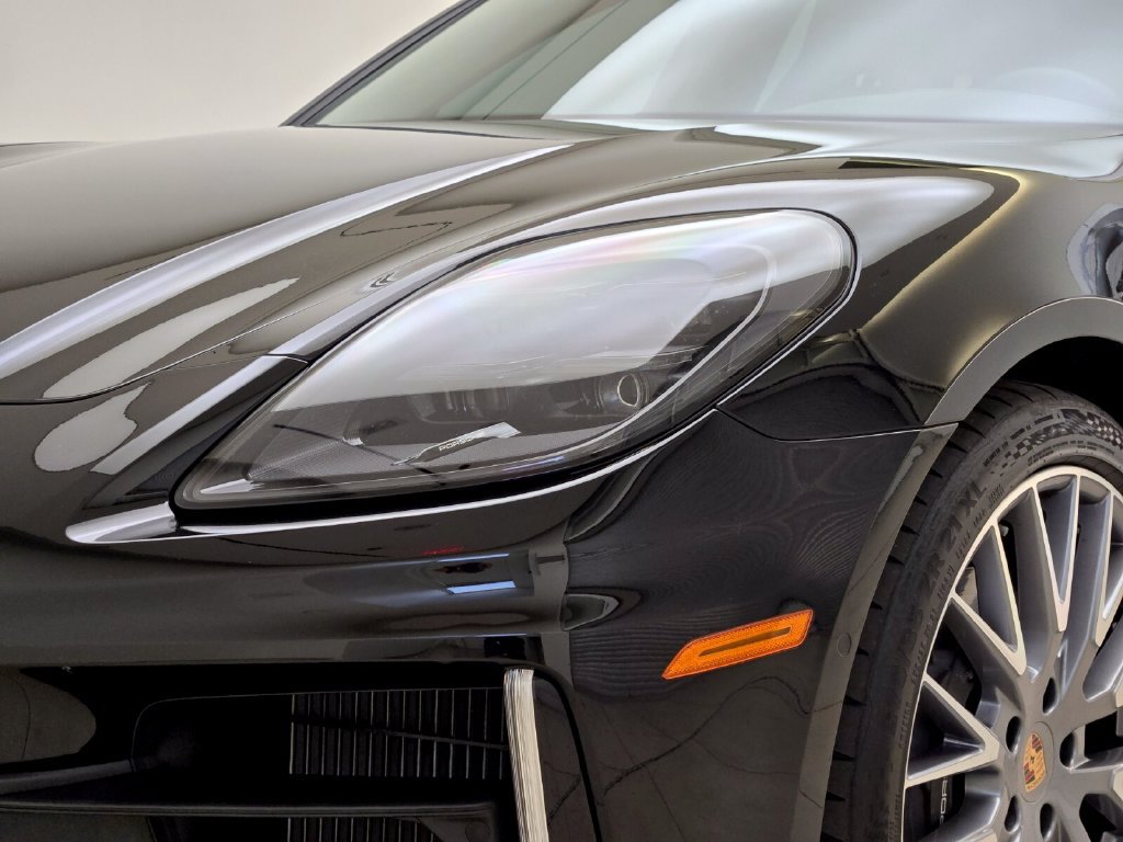 Used 2025 Porsche Panamera 4 AWD/4WD image 5