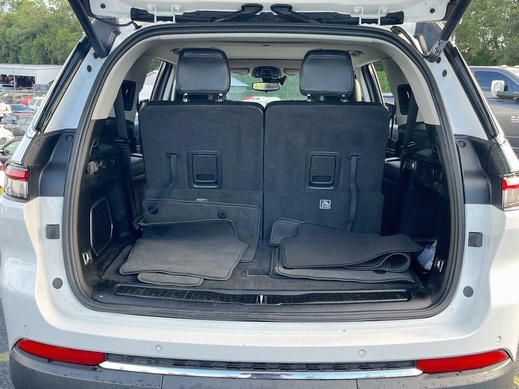 Used 2022 Jeep Grand Cherokee L Limited RWD image 28