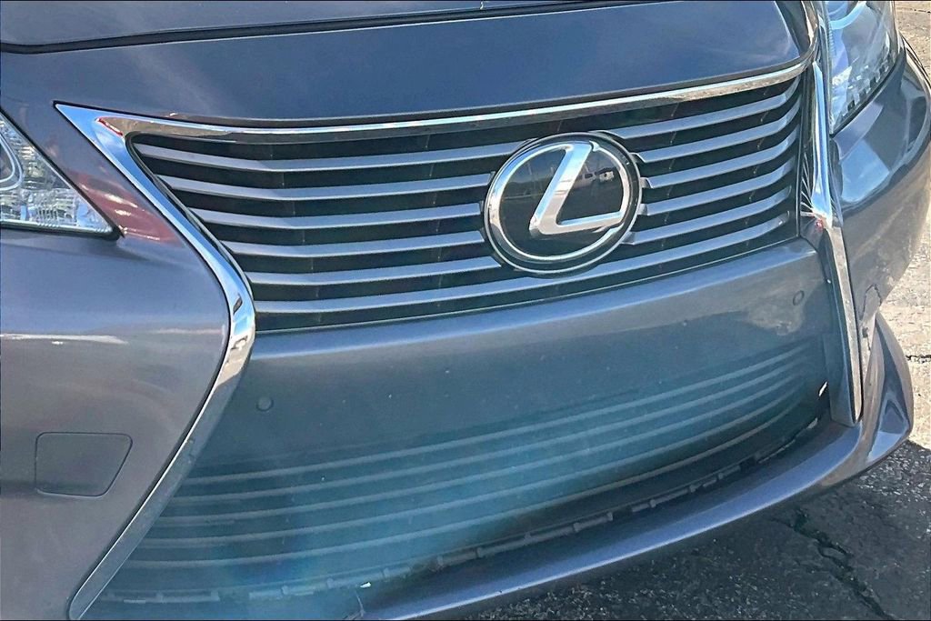 Used 2013 Lexus ES 350 image 32
