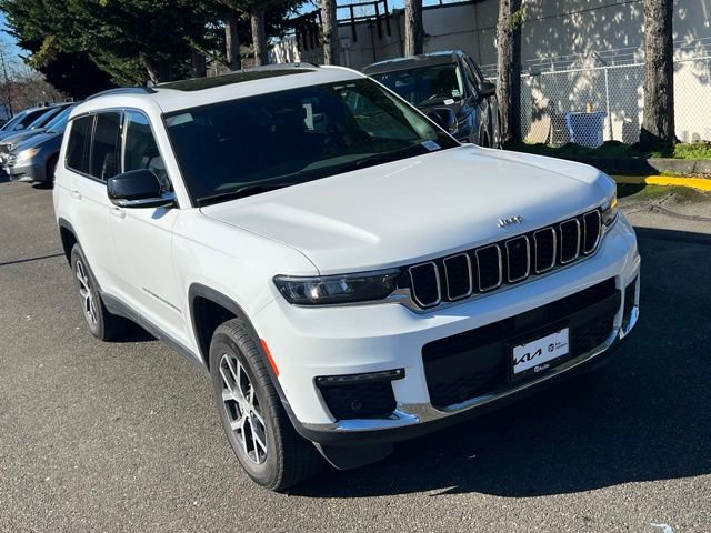 Used 2024 Jeep Grand Cherokee L Limited w/ Luxury Tech Group II image 6