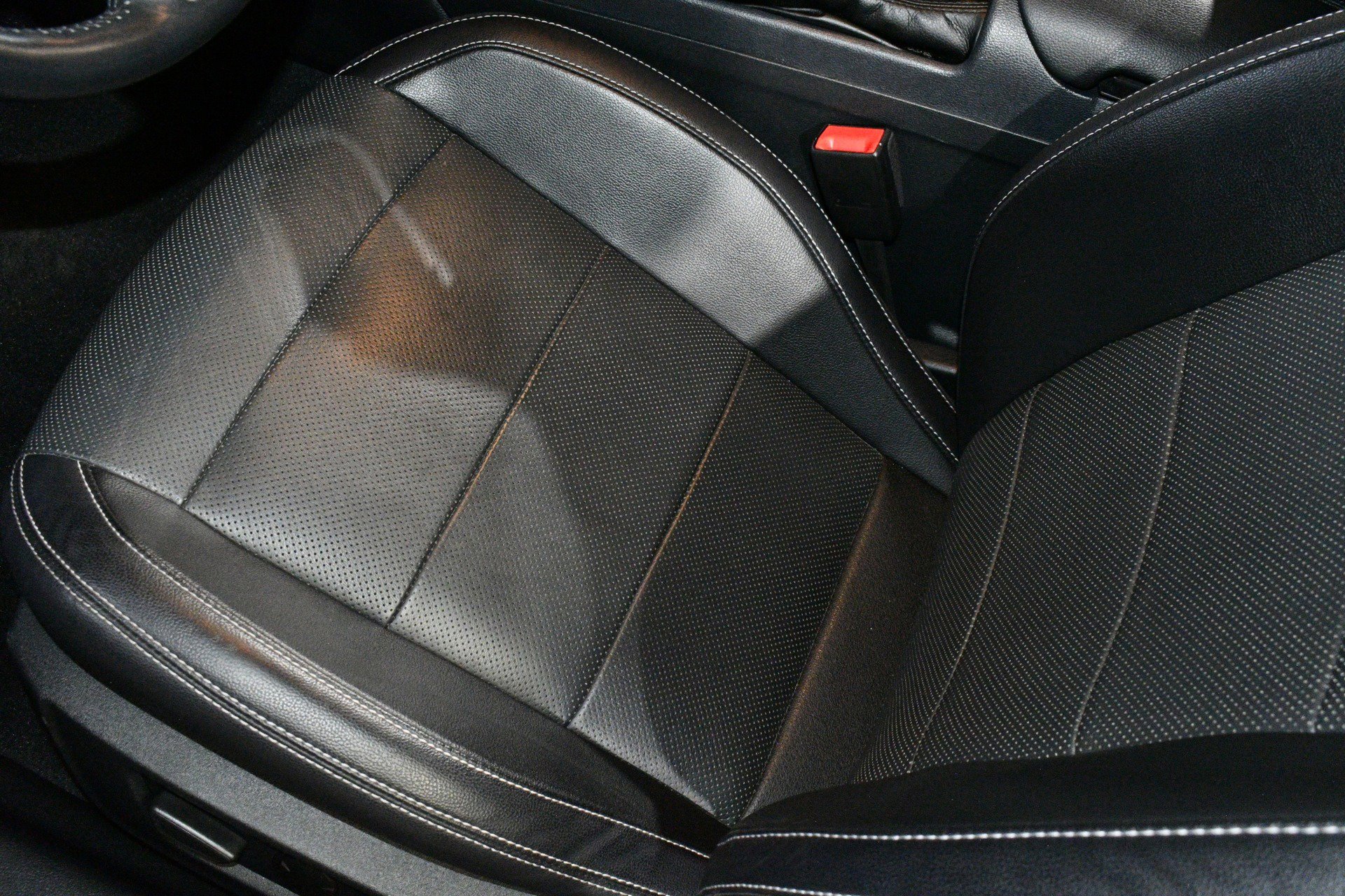 Used 2021 Ford Mustang GT Premium w/ GT Performance Package image 11