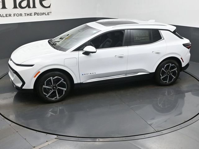 New 2025 Chevrolet Equinox EV LT image 36