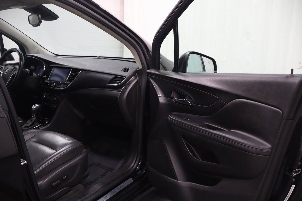 Used 2020 Buick Encore Essence AWD/4WD image 16