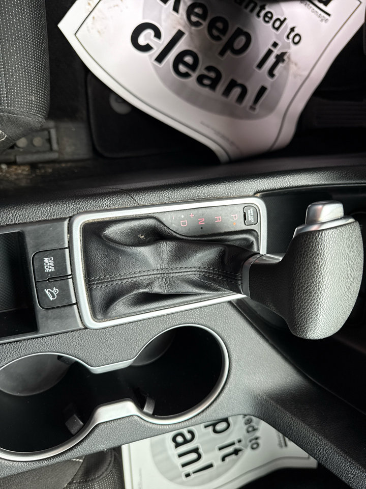 Used 2018 Kia Sportage LX image 18