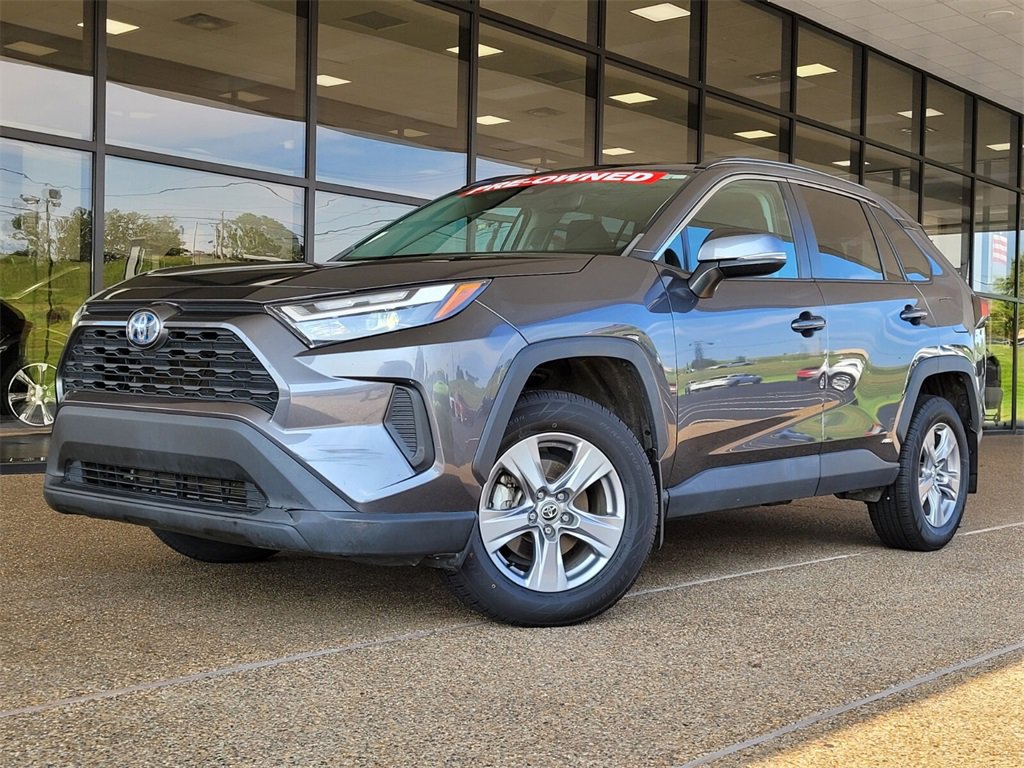 Used 2022 Toyota RAV4 XLE