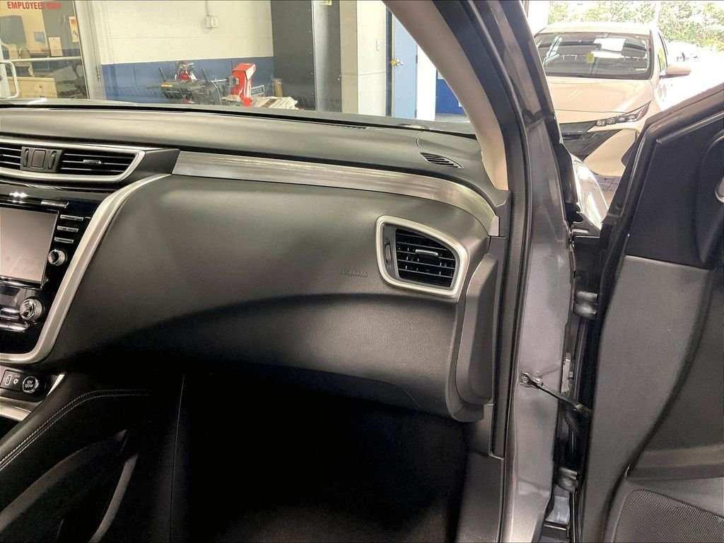 Used 2018 Nissan Murano SL w/ Moonroof Package AWD/4WD image 13