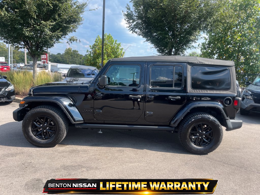 Used 2023 Jeep Wrangler Unlimited Sport AWD/4WD image 7