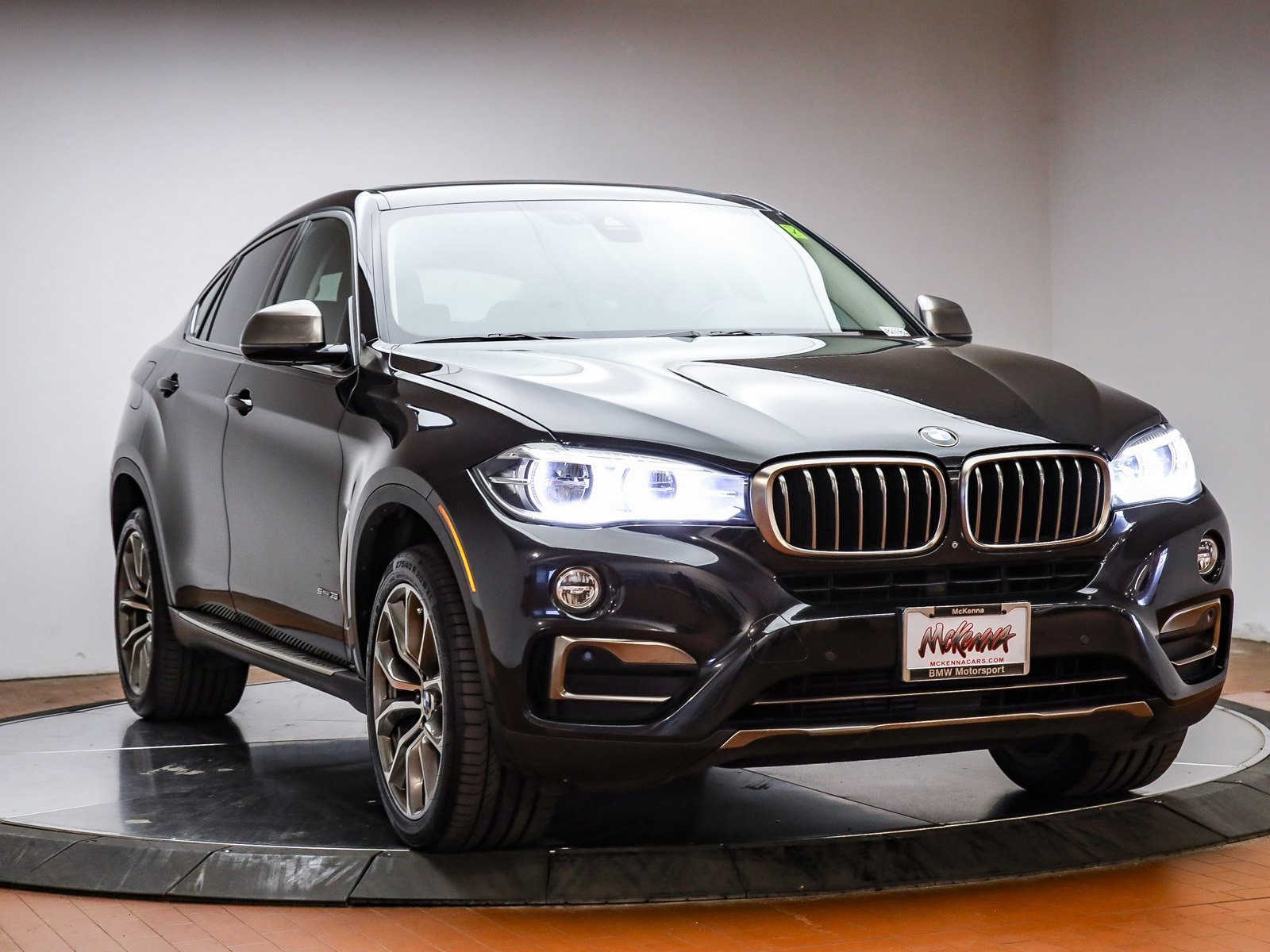 Used 2016 BMW X6 sDrive35i image 3