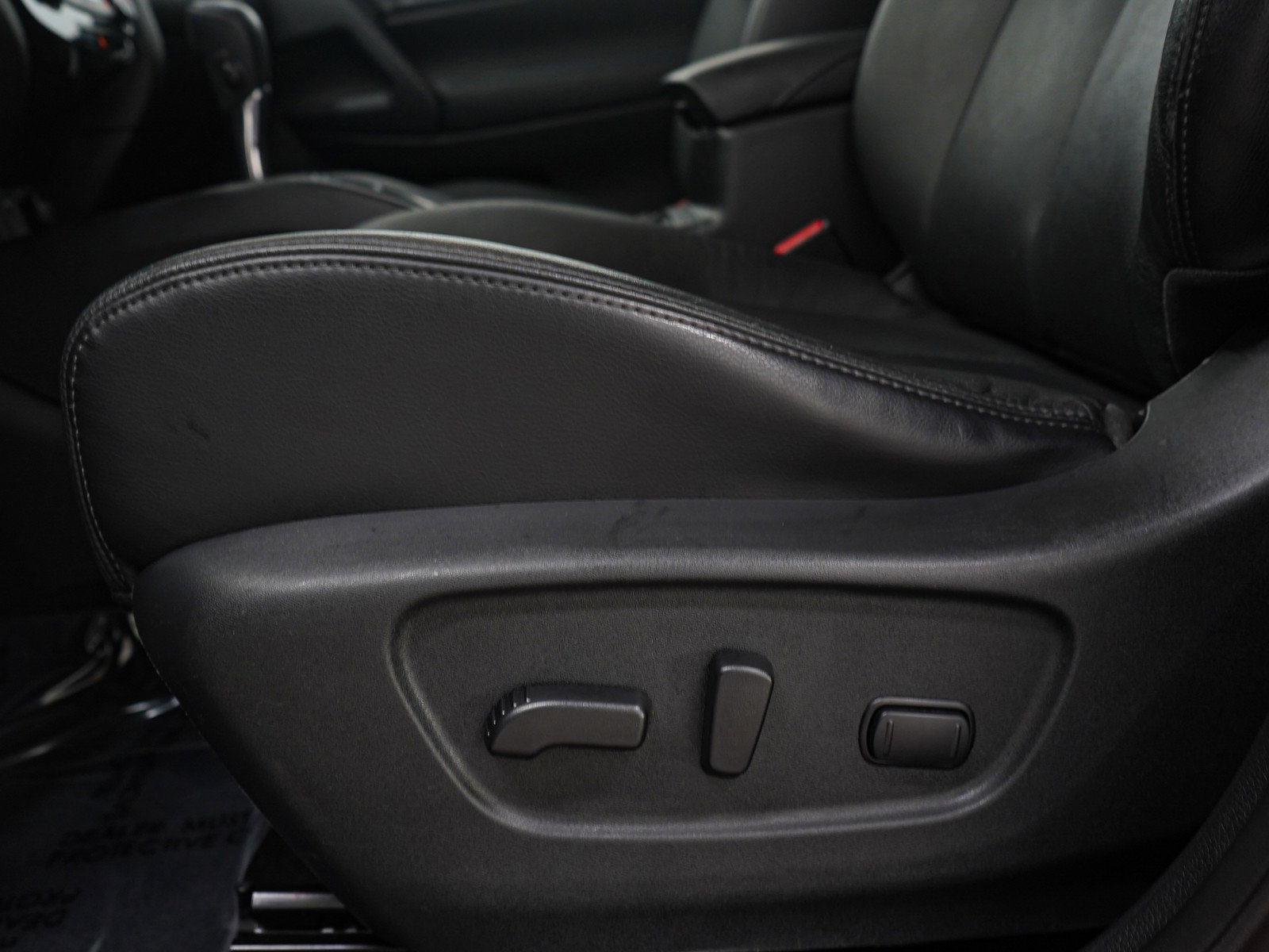 Used 2014 Nissan Rogue SL w/ SL Premium Package image 22