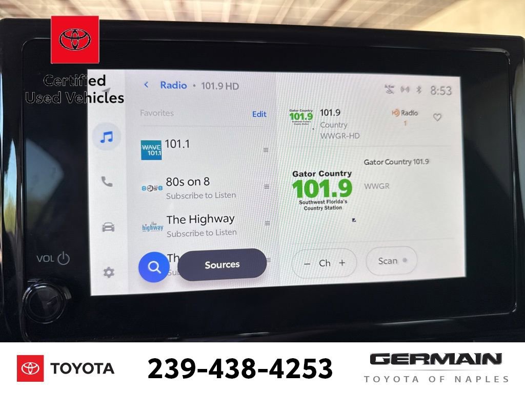 Used 2024 Toyota Corolla LE w/ LE Convenience Package image 19