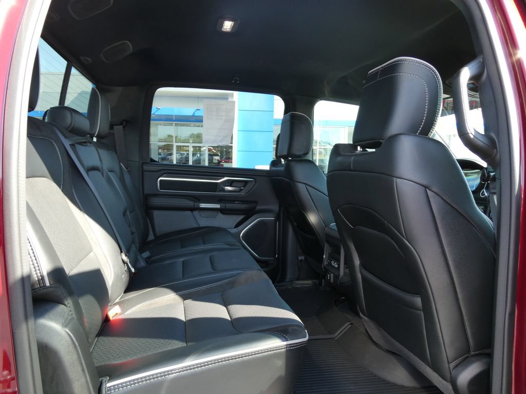 Used 2025 RAM 1500 Laramie w/ Sport Appearance Package AWD/4WD image 15