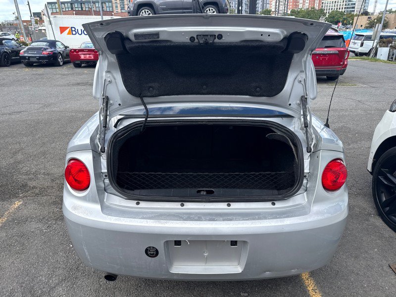 Used 2006 Chevrolet Cobalt LT w/ Preferred Equipment Group FWD image 24