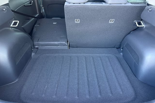 New 2026 Kia Niro LX FWD image 17