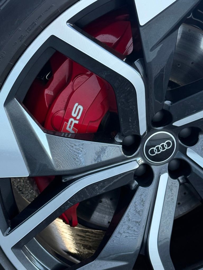 Used 2024 Audi RS Q8 w/ Black Optic Package image 60