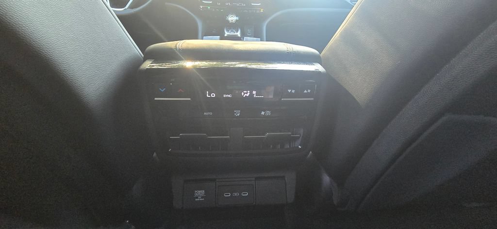 Certified 2026 Acura MDX FWD image 31