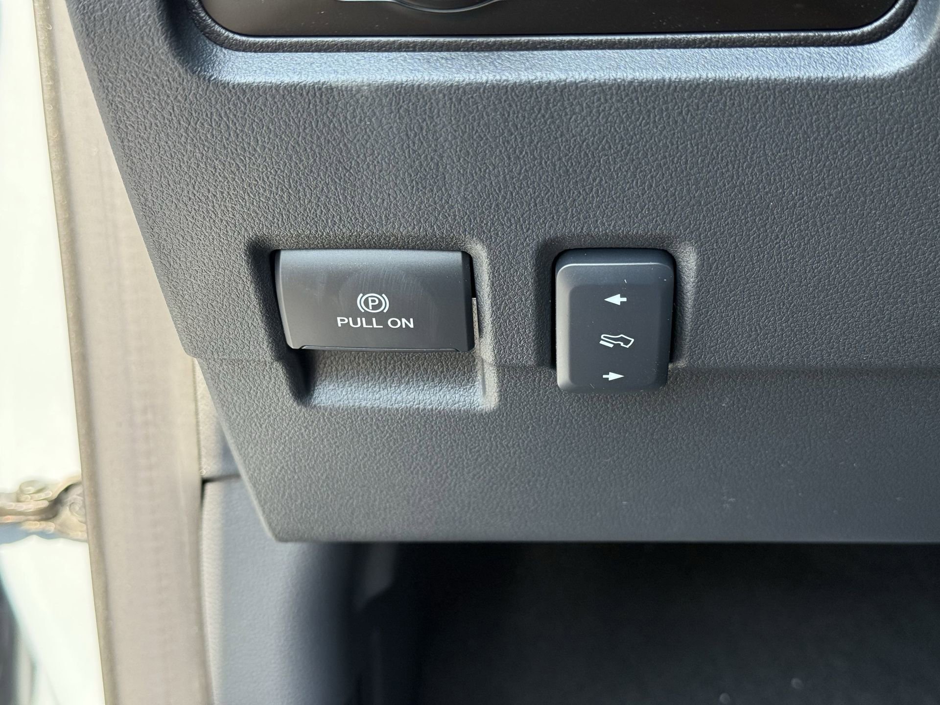 New 2025 Ford F250 Lariat w/ Lariat Ultimate Package image 8