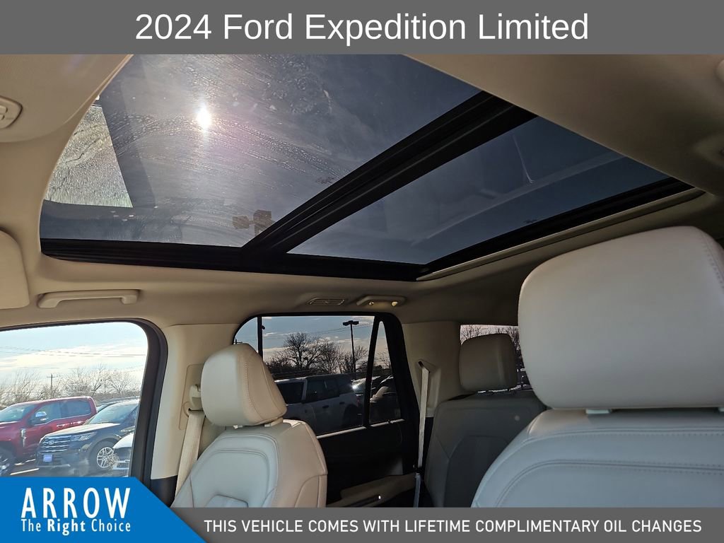 Used 2024 Ford Expedition Limited image 22