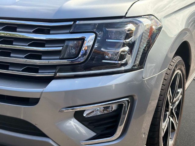 Used 2021 Ford Expedition Limited AWD/4WD image 10