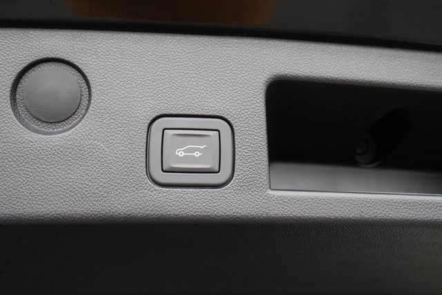 Used 2025 Chevrolet Equinox RS w/ Safety and Technology Package image 12