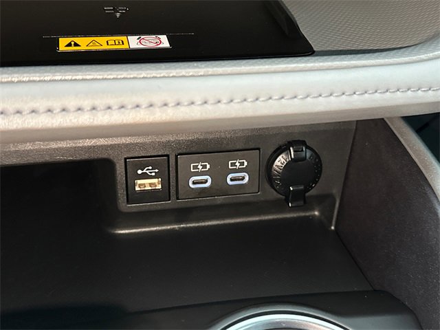 Certified 2024 Toyota Highlander XLE image 34