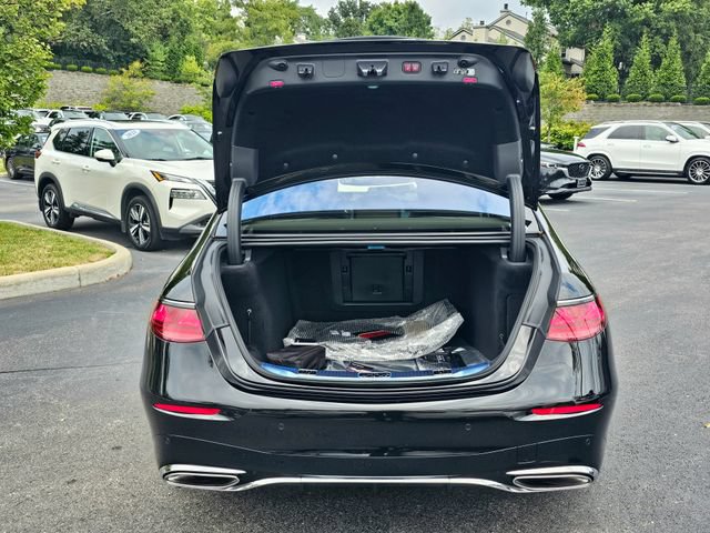 New 2027 Mercedes-Benz S 580 4MATIC Sedan image 11