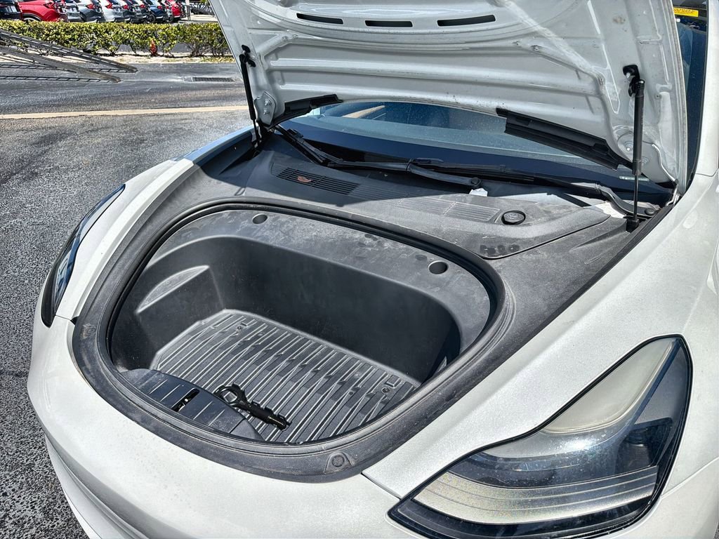 Used 2023 Tesla Model 3 Standard Range image 27