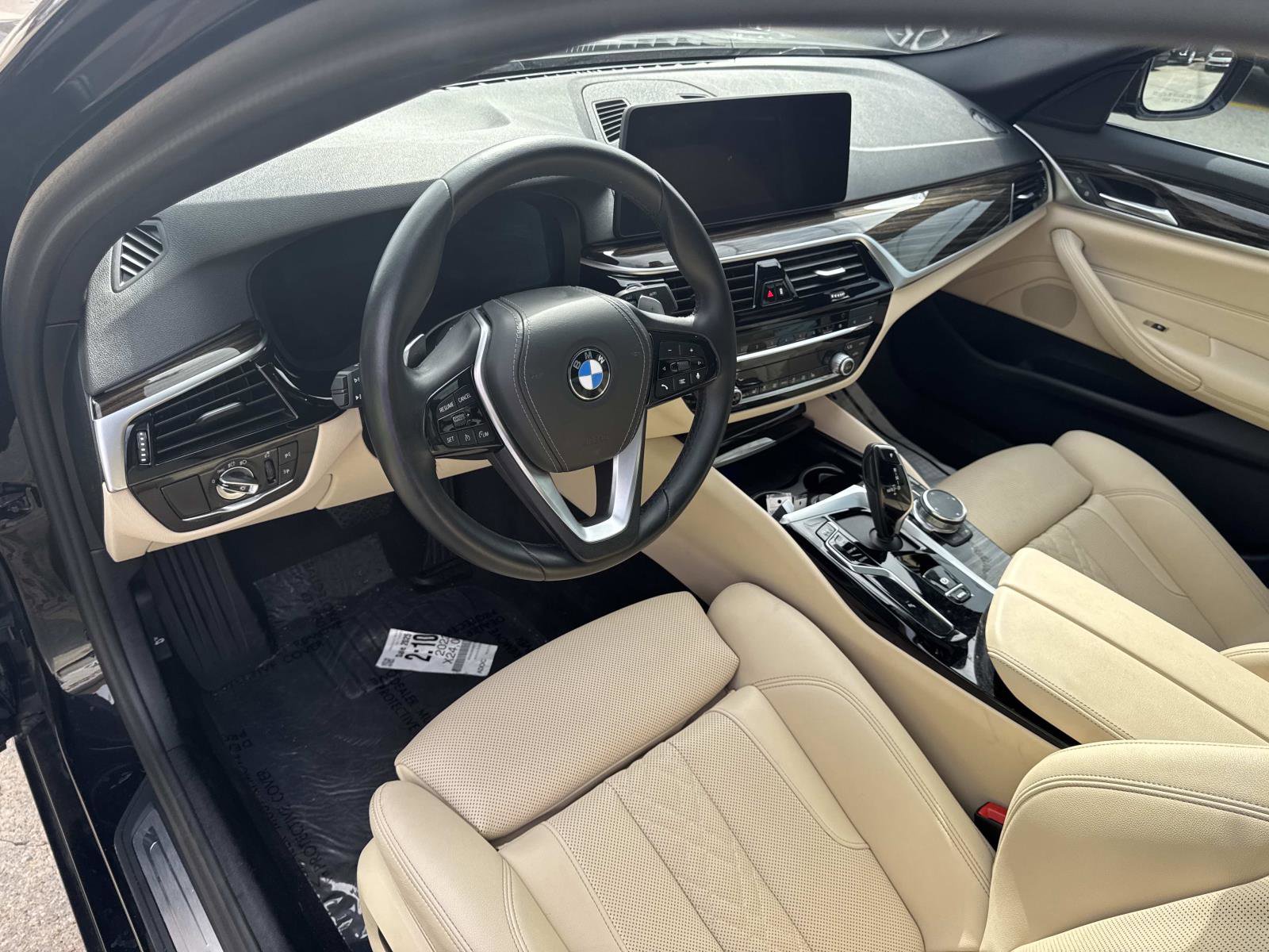 Used 2023 BMW 530i image 17