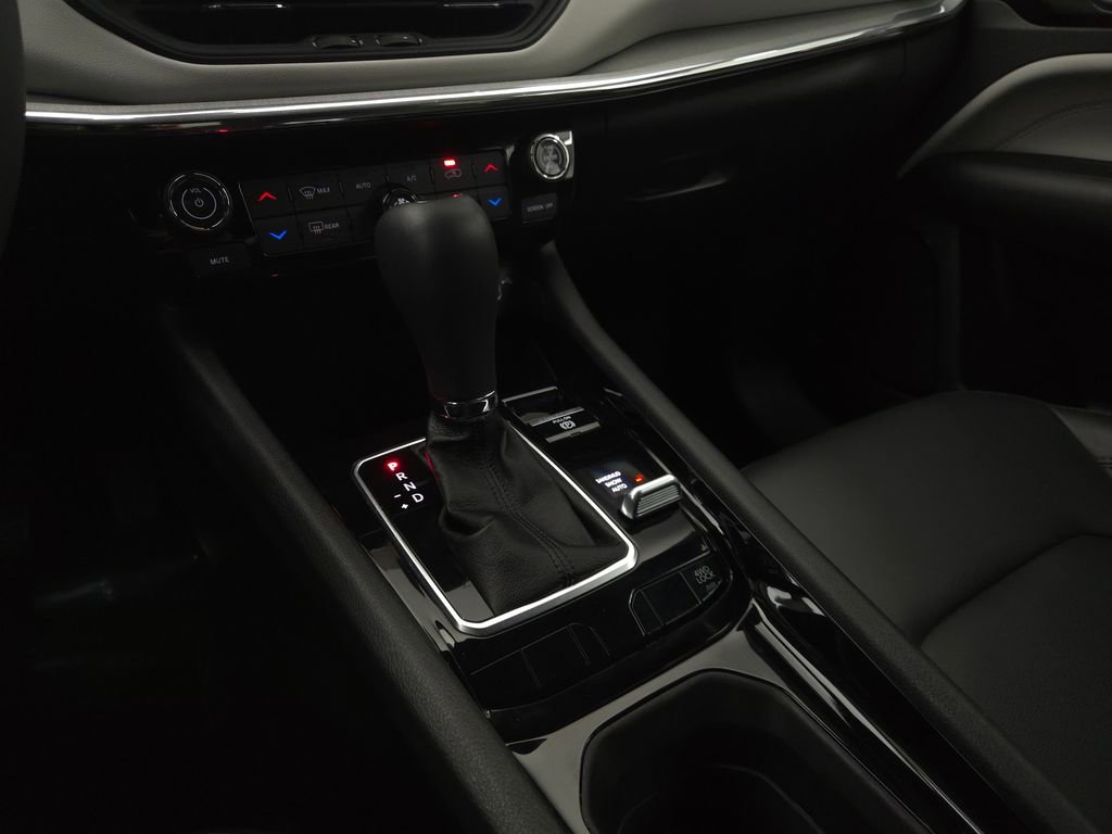 Used 2024 Jeep Compass Limited image 28