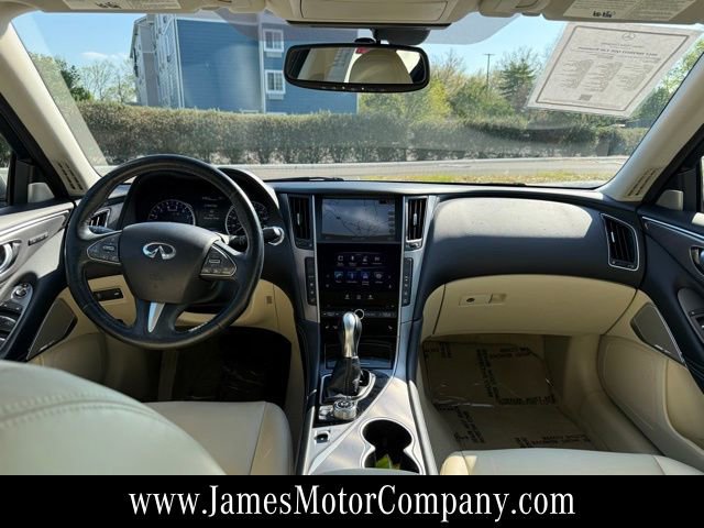Used 2017 INFINITI Q50 3.0t Premium w/ 3.0T Premium Plus Package AWD/4WD image 13