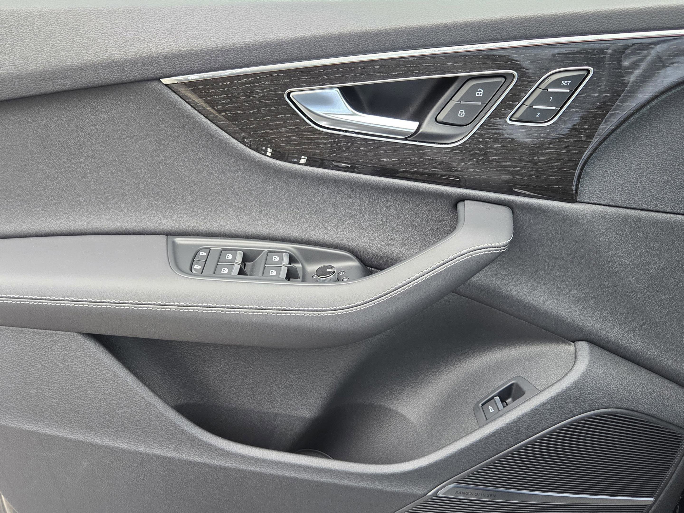 New 2026 Audi Q7 3.0T Premium Plus AWD/4WD image 14