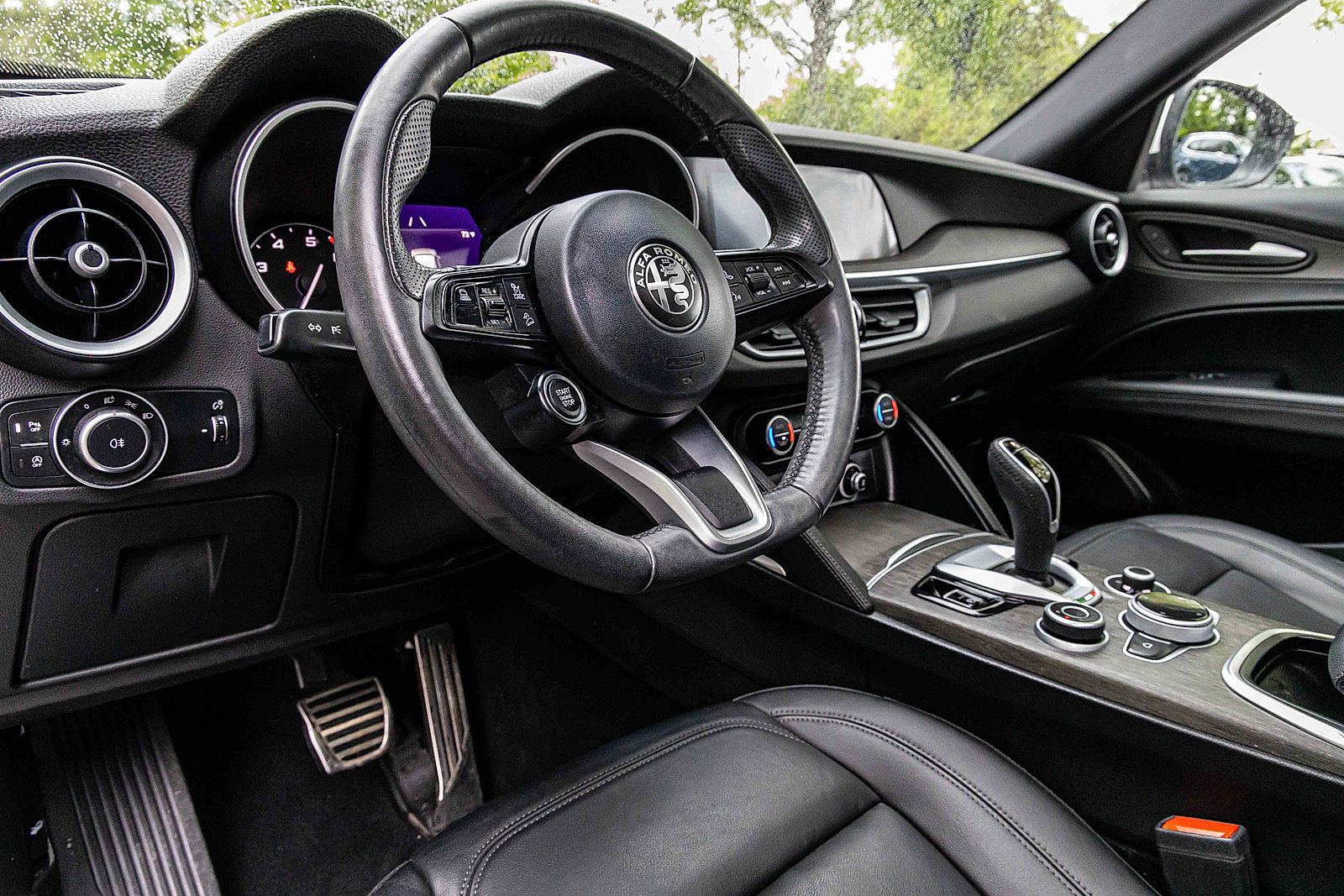 Used 2022 Alfa Romeo Stelvio Ti image 7