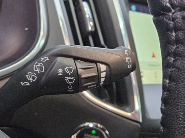 Used 2017 Ford Edge Titanium w/ Technology Package FWD image 22