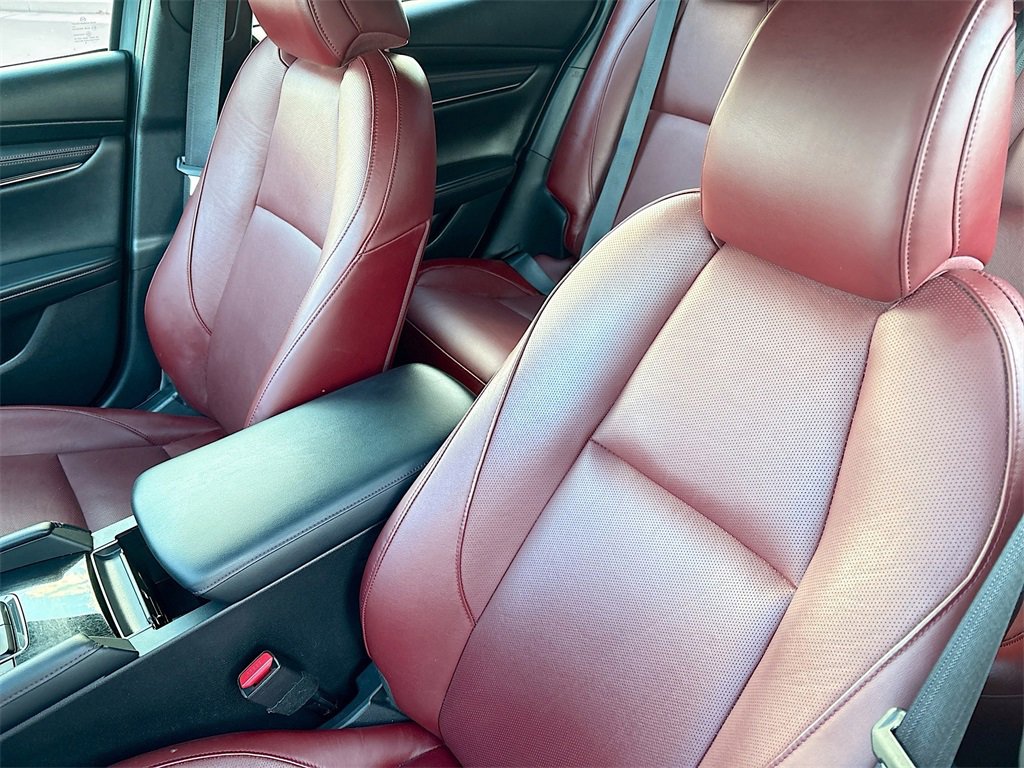 Used 2024 MAZDA MAZDA3 s image 21