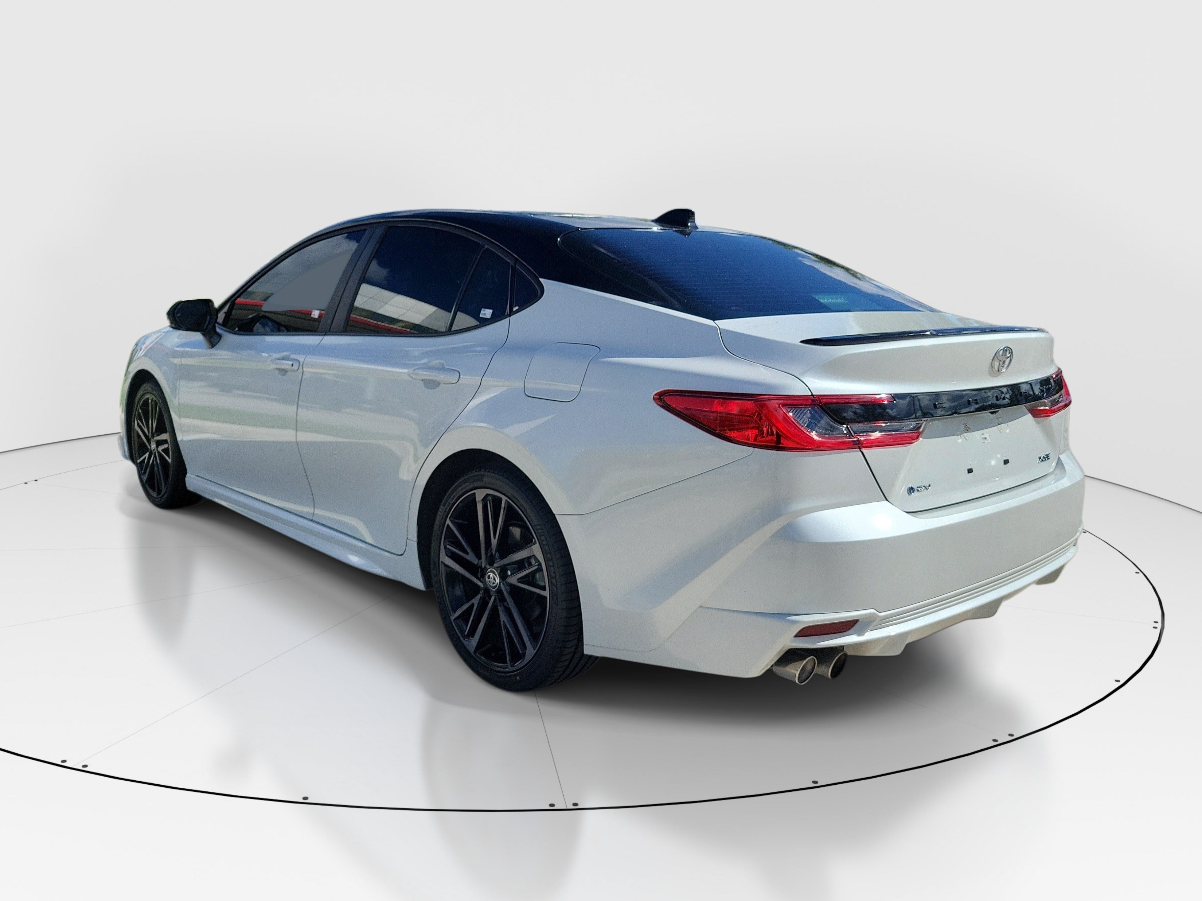 Certified 2025 Toyota Camry XSE FWD image 5