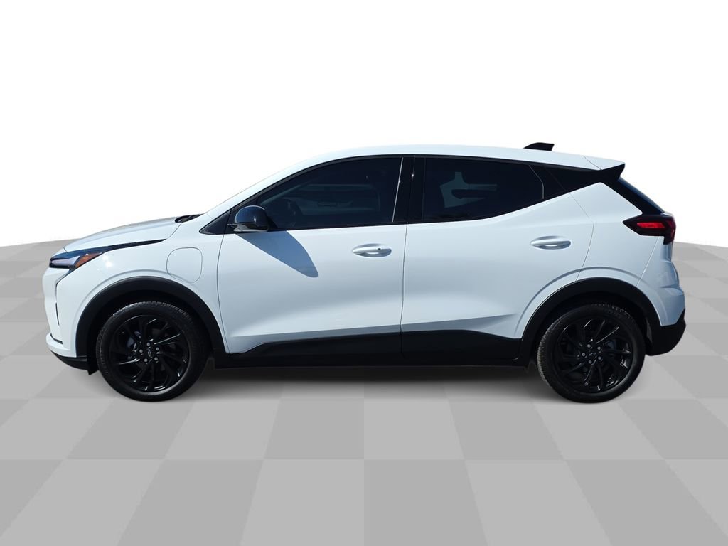 Used 2027 Chevrolet Bolt LT w/ Comfort Package FWD image 5