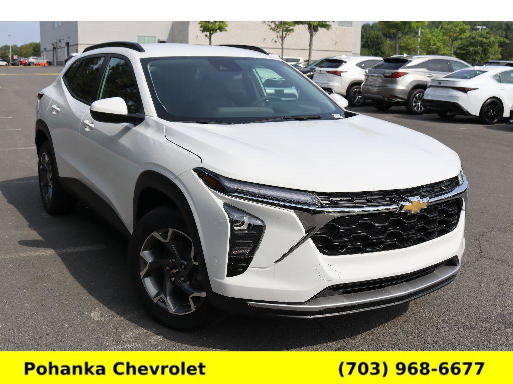 New 2025 Chevrolet Trax LT w/ Driver Confidence Package