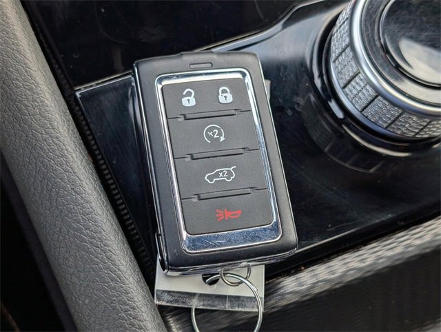 Used 2024 Jeep Grand Cherokee Altitude image 36
