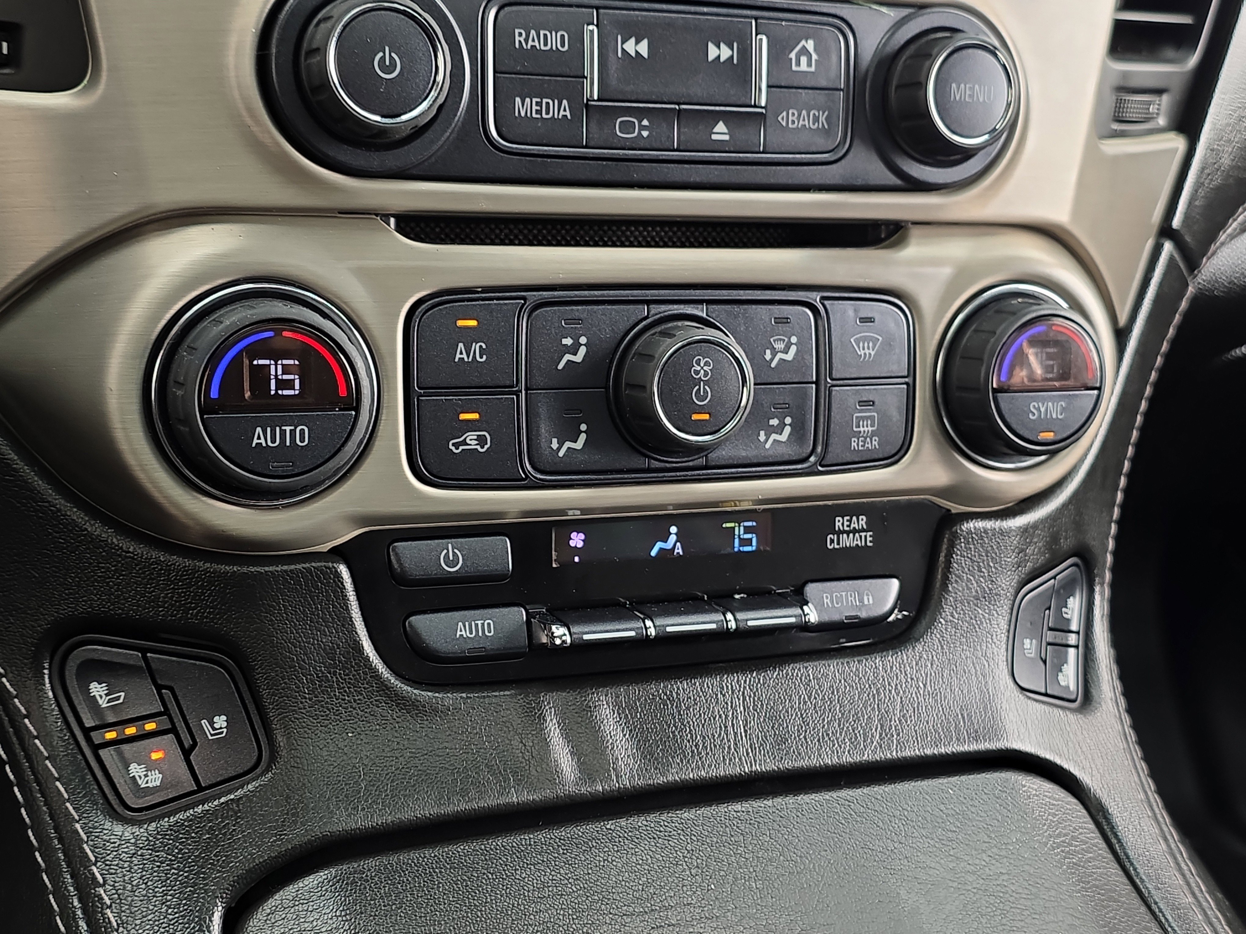 Used 2018 GMC Yukon Denali w/ Open Road Package image 26