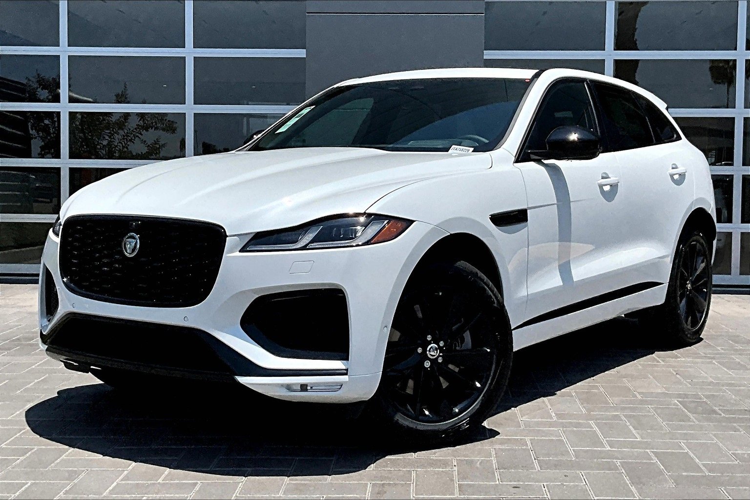 New 2026 Jaguar F-PACE R-Dynamic S image 1