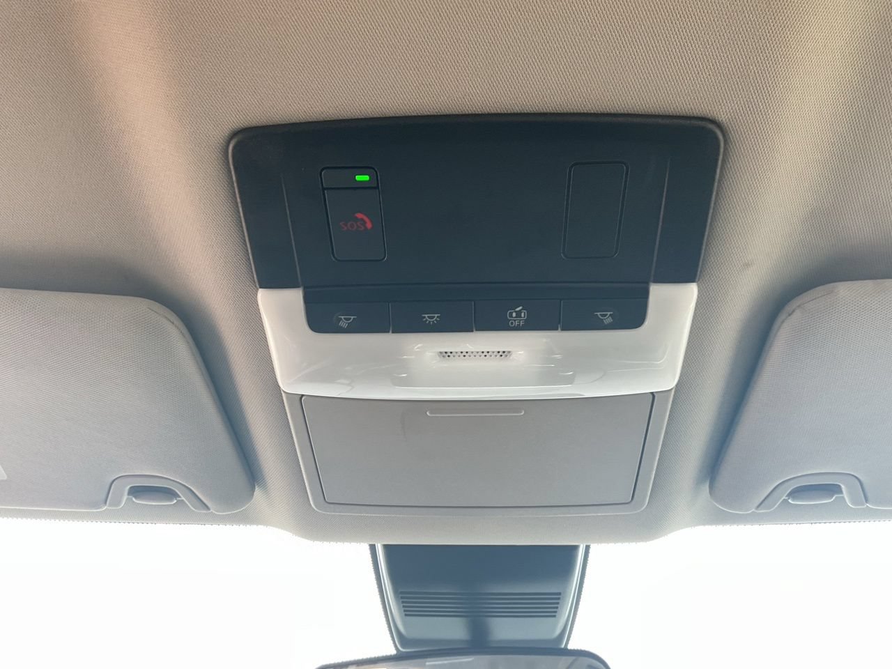 Used 2025 Nissan Altima 2.5 SV FWD image 15