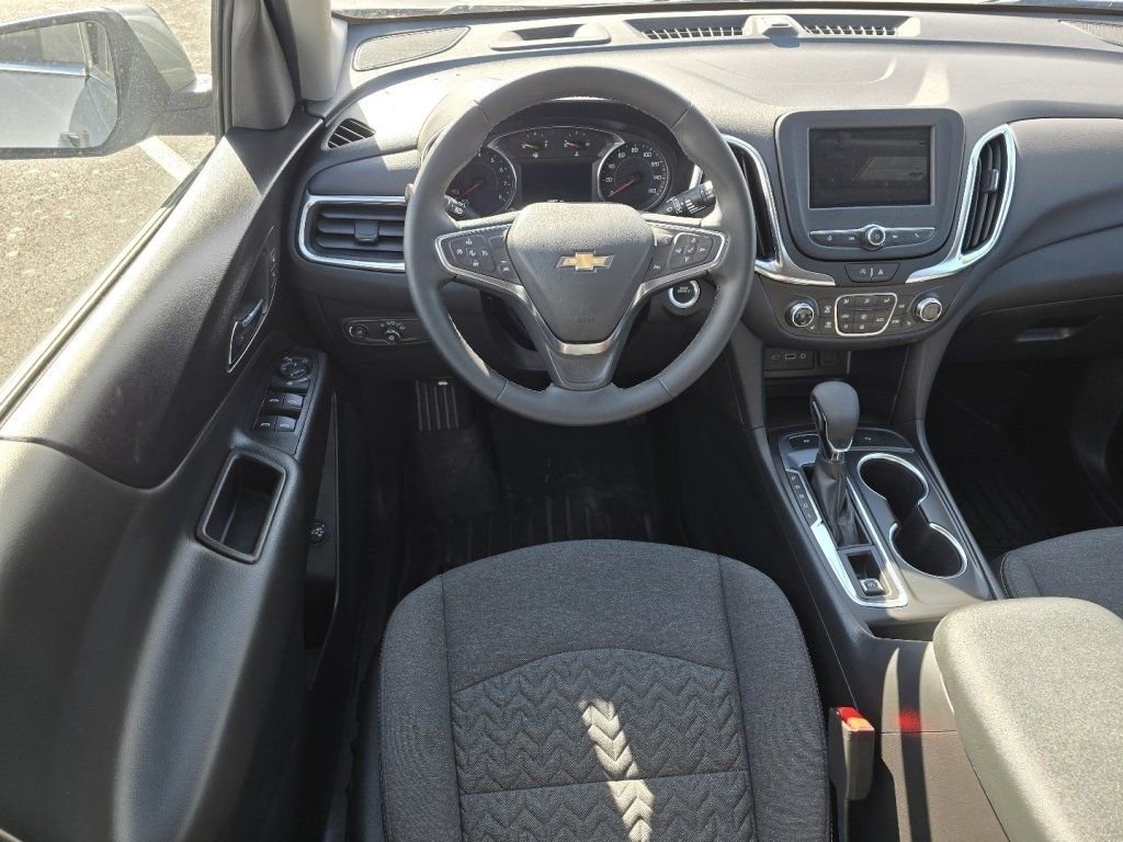 Used 2024 Chevrolet Equinox LT image 18