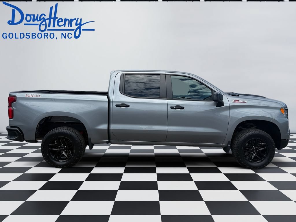 Used 2024 Chevrolet Silverado 1500 LT Trail Boss w/ Convenience Package II AWD/4WD image 6